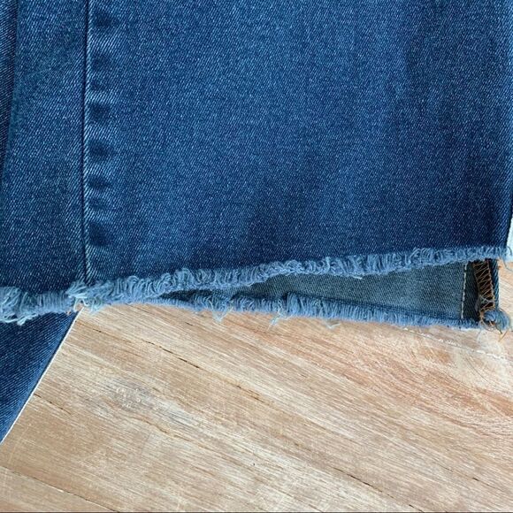 Juicy Couture Mid Rise Side white Stripe Flare frayed hem  jeans - Picture 8 of 8